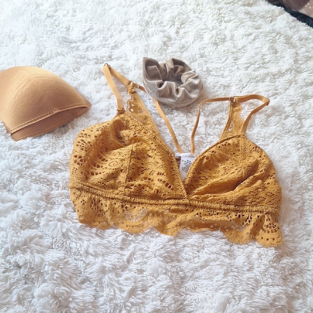 Maurices Yellow Lace Bralette with Scalloped Trim Size L
